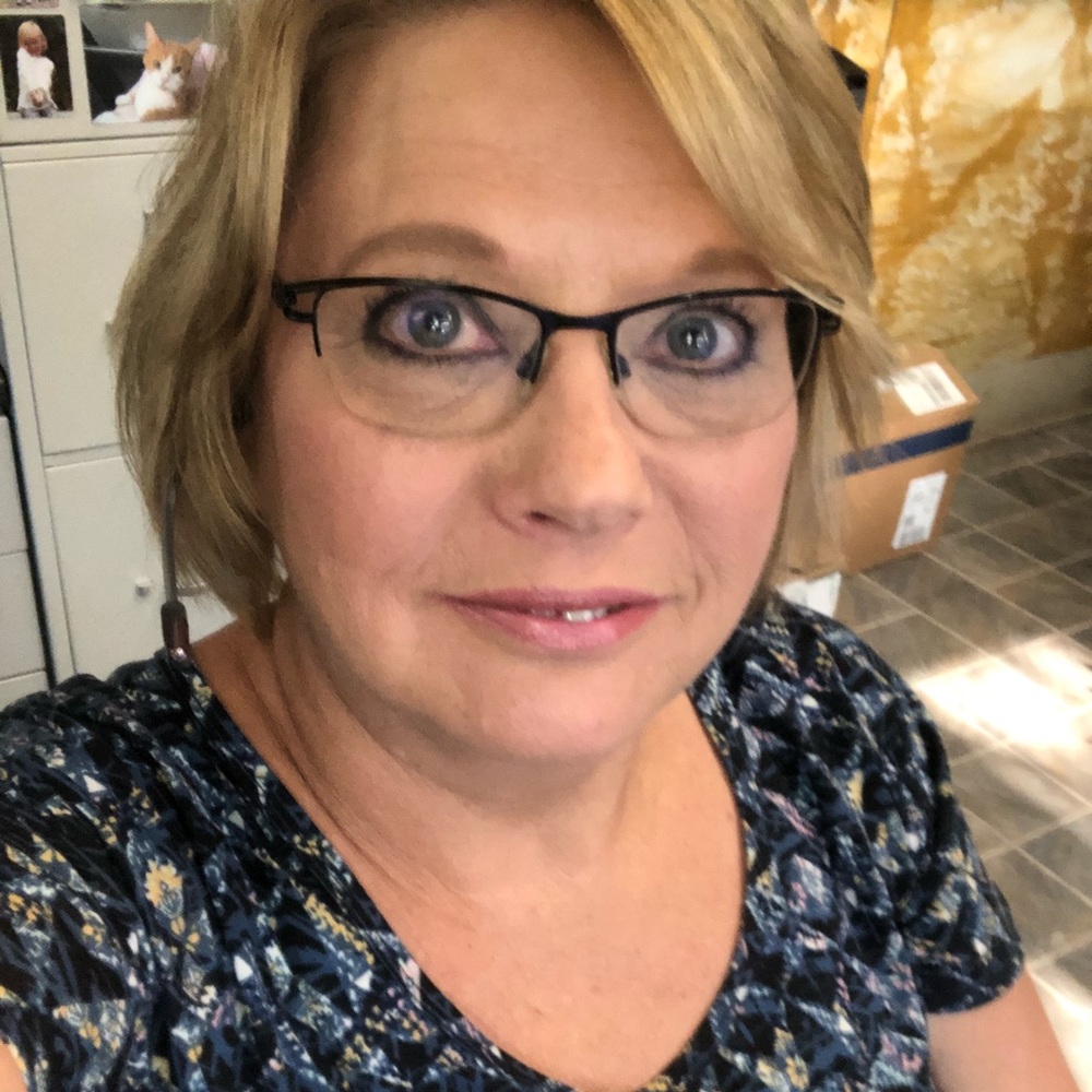 Meet your Posher, Peg